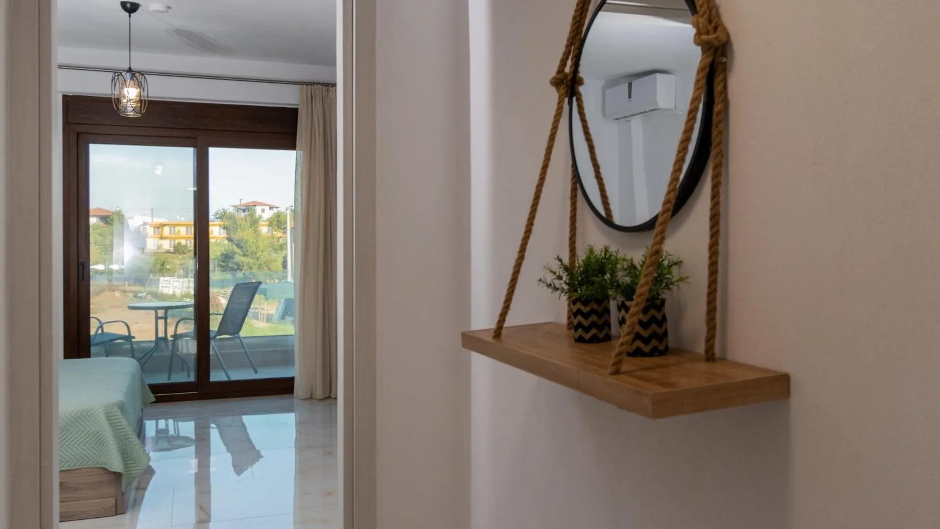 Sithonia Rs Olive Luxury Maisonette Nikiti  Nikiti (Sithonia)